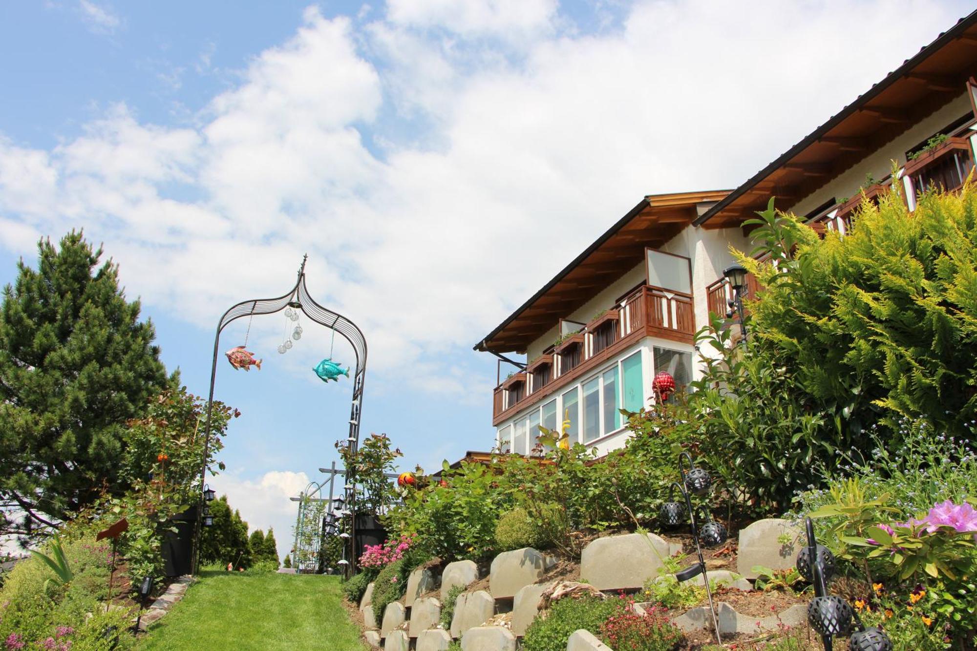 Hotel Haus Riedl Seeboden am Millstätter See Exterior foto