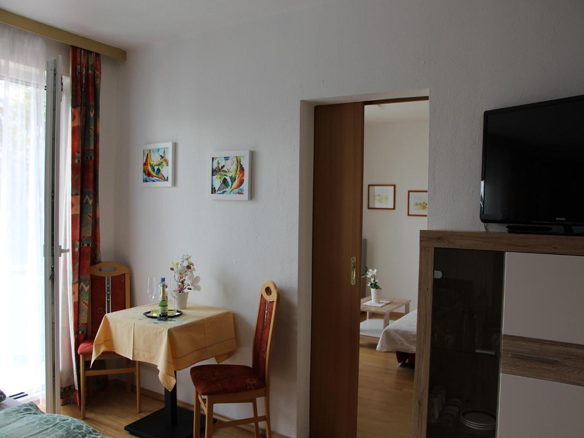 Hotel Haus Riedl Seeboden am Millstätter See Zimmer foto